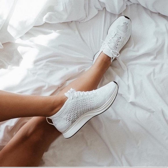 Nike Shoes - Nike flyknit trainer sneakers